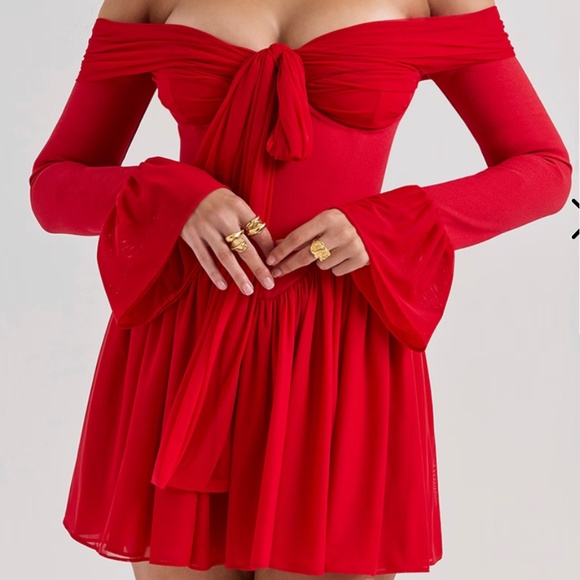 ALANA house of CB off the shoulder dress - Picture 4 of 4